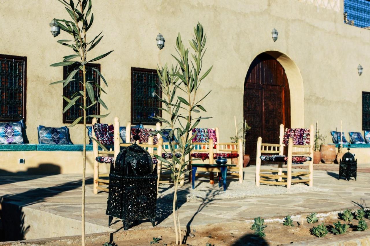 Riad Caravasar Merzouga Buitenkant foto