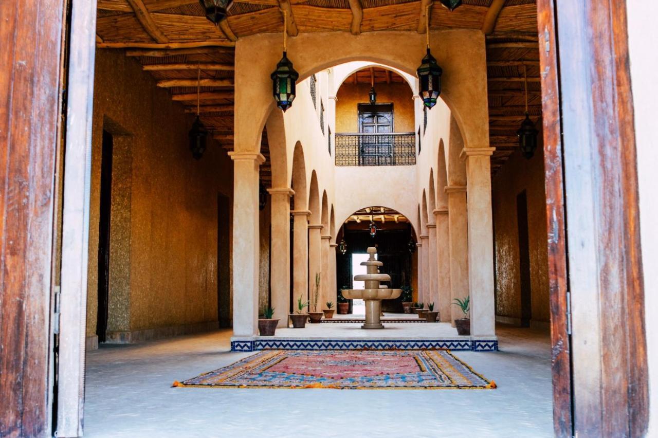 Riad Caravasar Merzouga Buitenkant foto