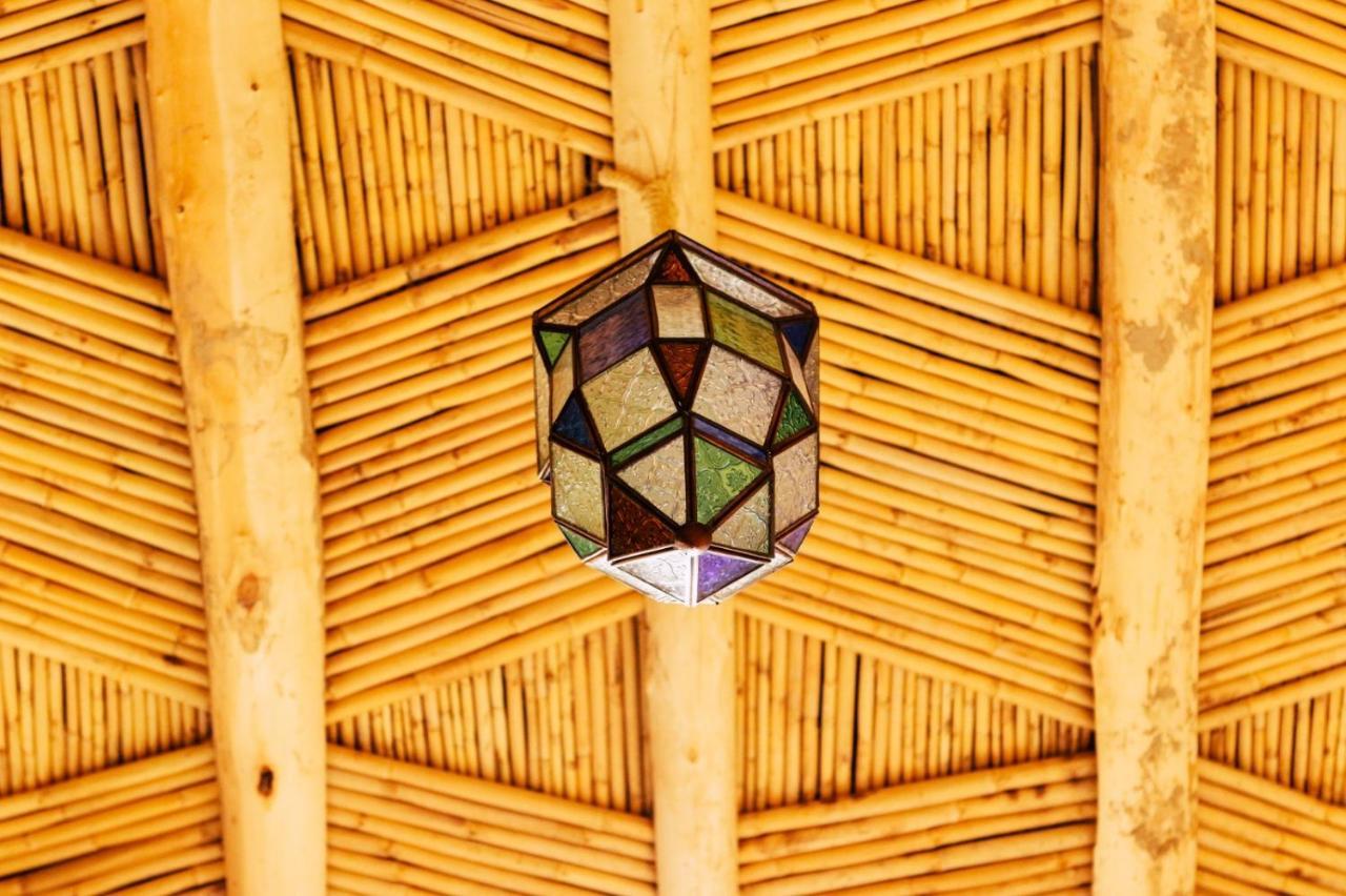 Riad Caravasar Merzouga Buitenkant foto