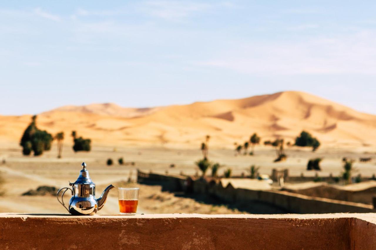 Riad Caravasar Merzouga Buitenkant foto