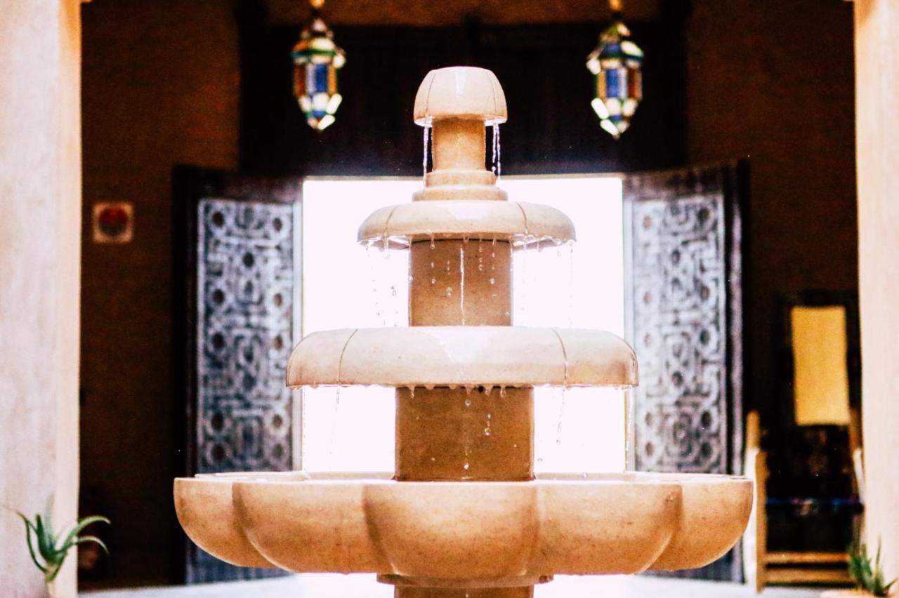 Riad Caravasar Merzouga Buitenkant foto