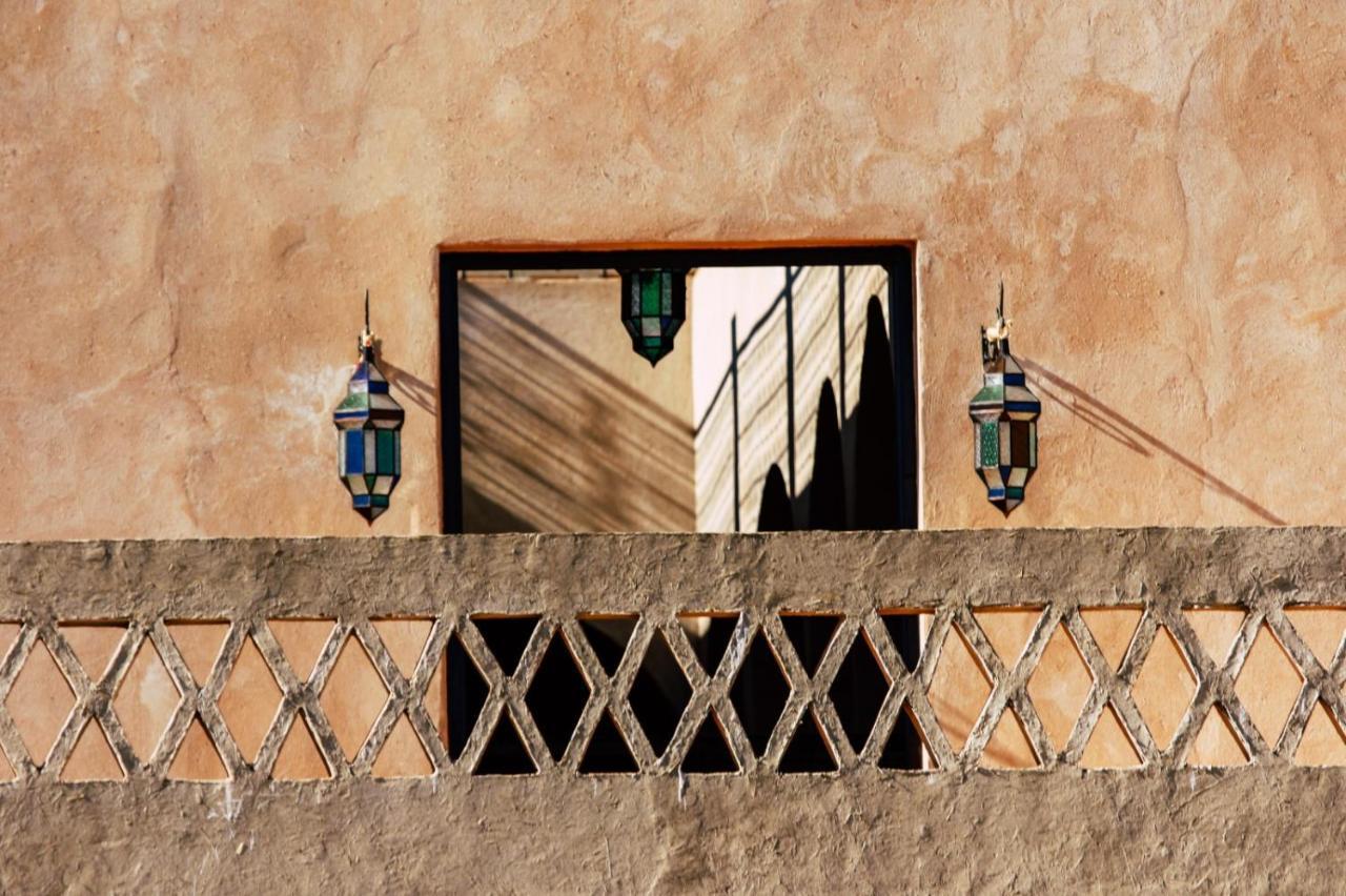 Riad Caravasar Merzouga Buitenkant foto
