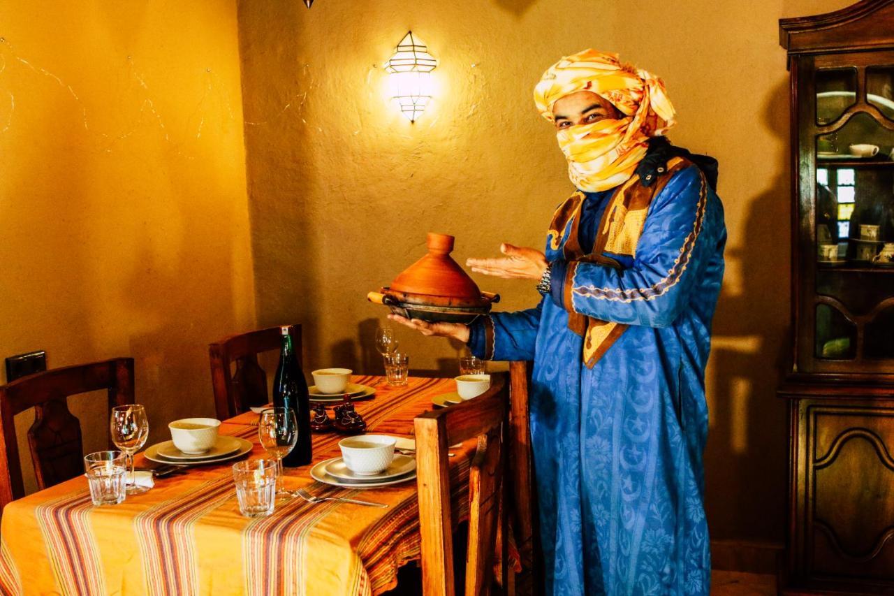 Riad Caravasar Merzouga Buitenkant foto