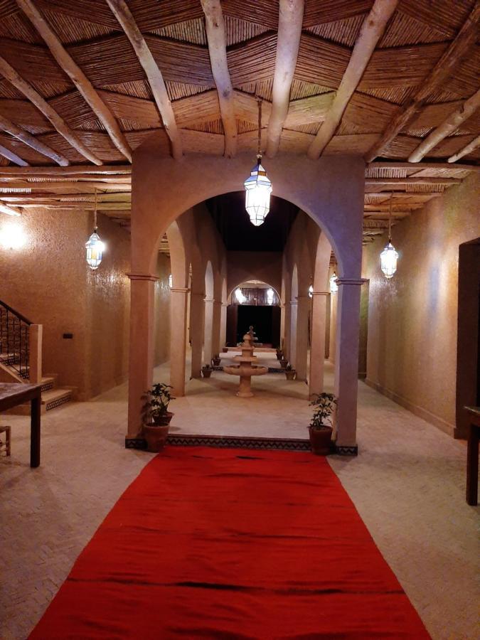 Riad Caravasar Merzouga Buitenkant foto