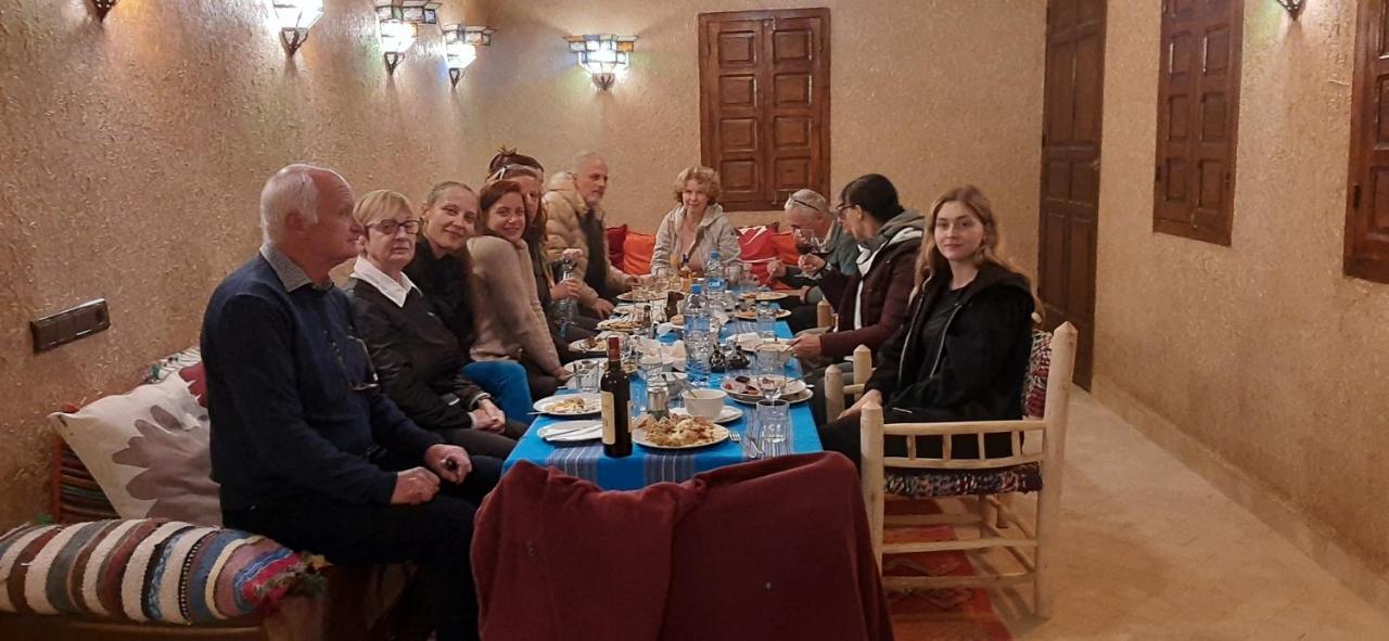Riad Caravasar Merzouga Buitenkant foto
