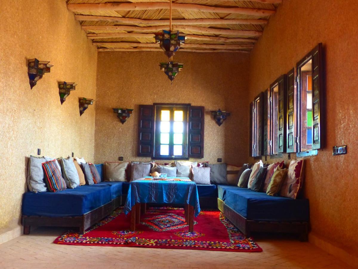 Riad Caravasar Merzouga Buitenkant foto