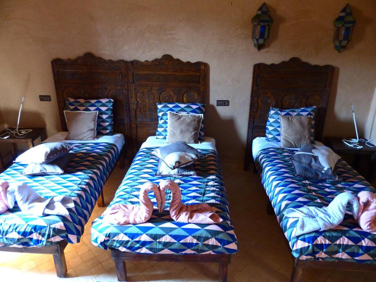 Riad Caravasar Merzouga Buitenkant foto
