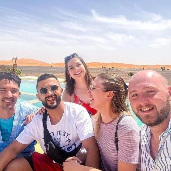 Riad Caravasar Merzouga Buitenkant foto